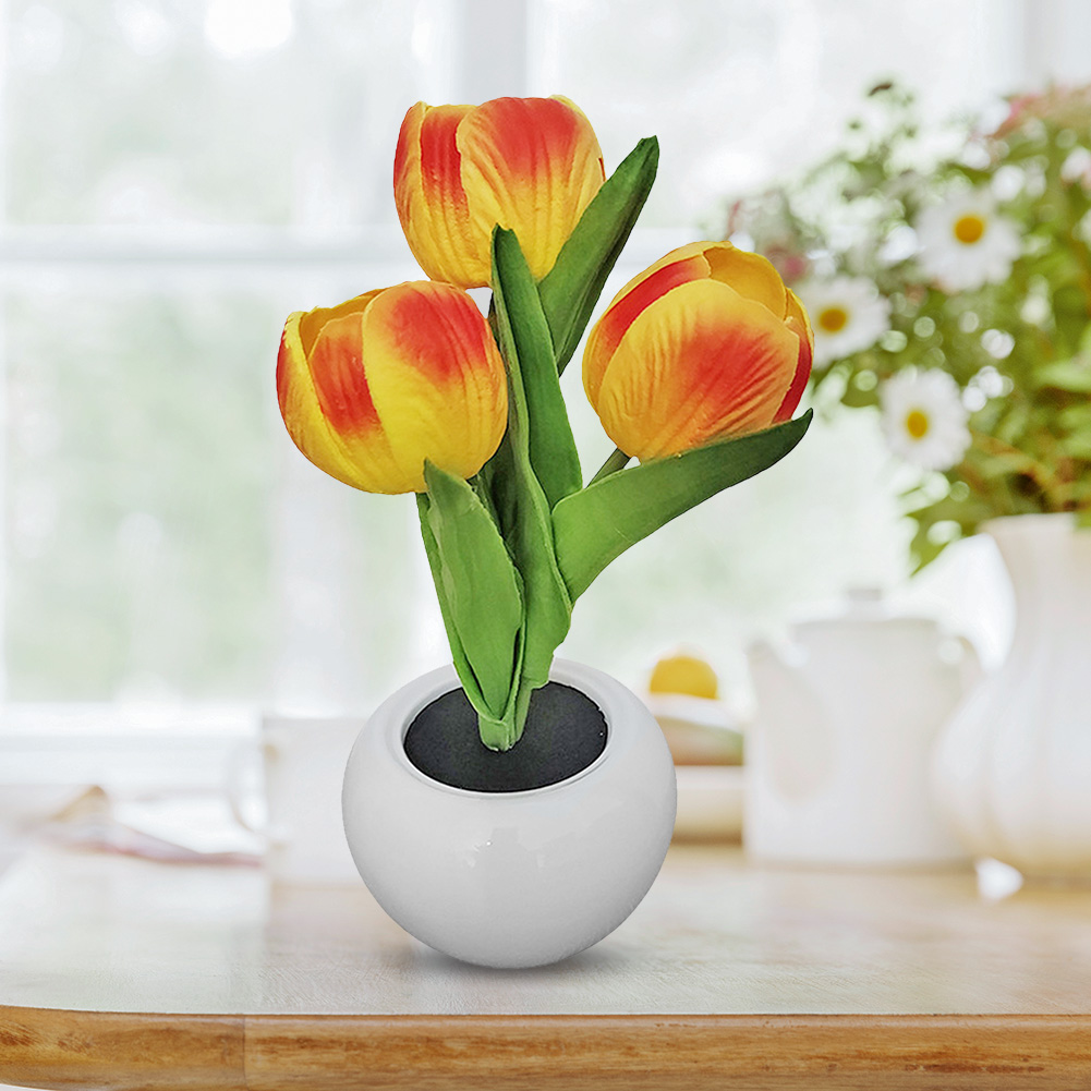 9x22cmの鉢植えのテーブルランプ。電池式で、チューリップ - Plant Pot のレビューと価格